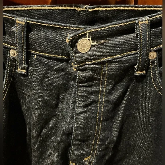 Levi’s 513 Men's Dark Blue Jeans size 34x30 - Picture 2 of 7